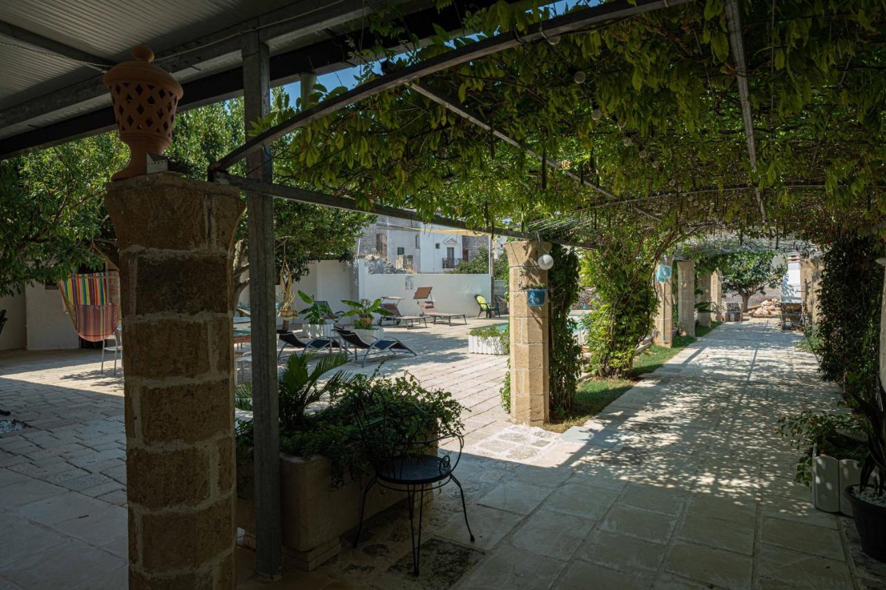 B&B Palazzo La Traja Ґальяно-дель-Капо Екстер'єр фото