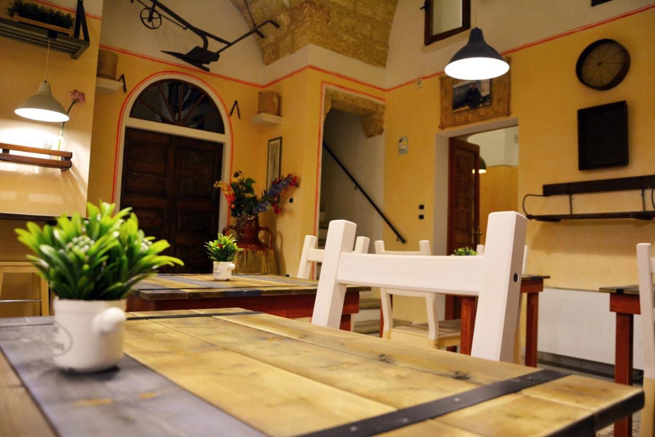B&B Palazzo La Traja Ґальяно-дель-Капо Екстер'єр фото