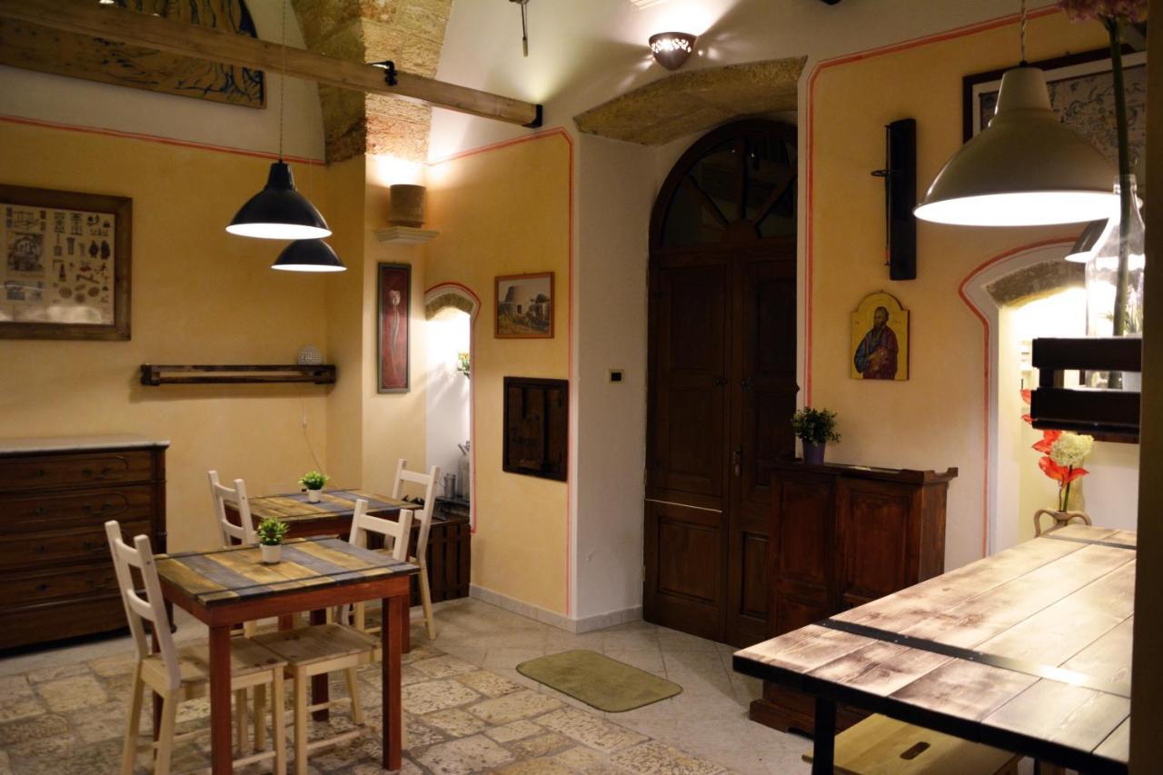 B&B Palazzo La Traja Ґальяно-дель-Капо Екстер'єр фото