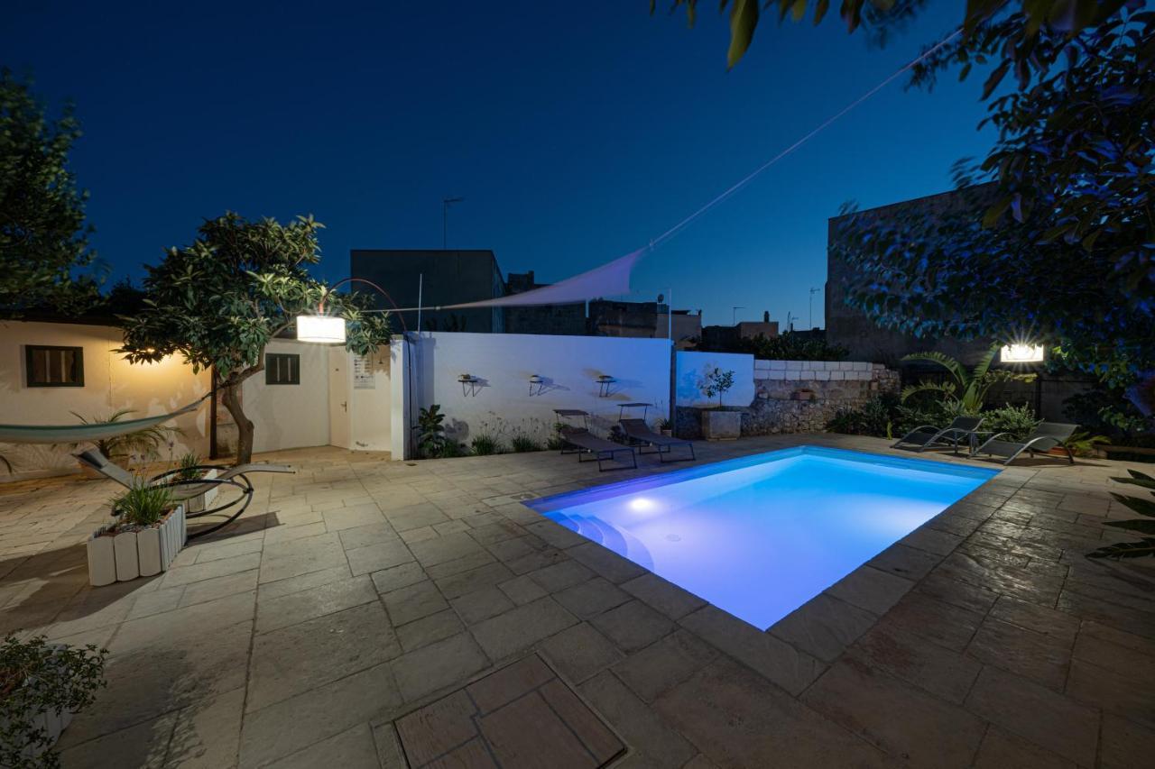 B&B Palazzo La Traja Ґальяно-дель-Капо Екстер'єр фото